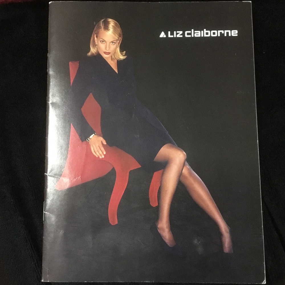 LIZ Claiborne (Tyra Banks) Booklet 1995  Rare and NICE!